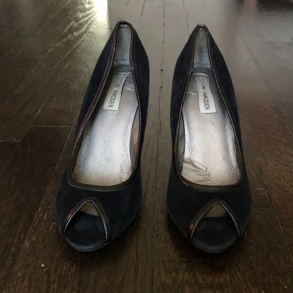 Peep toe heels